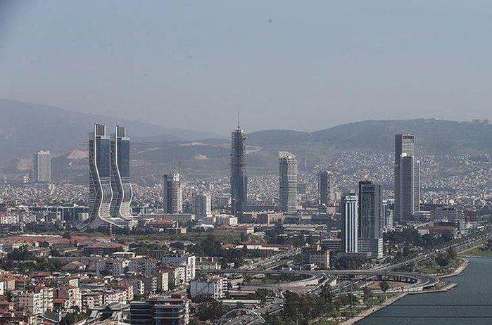 İzmir emlak ve nakliyat sektörü