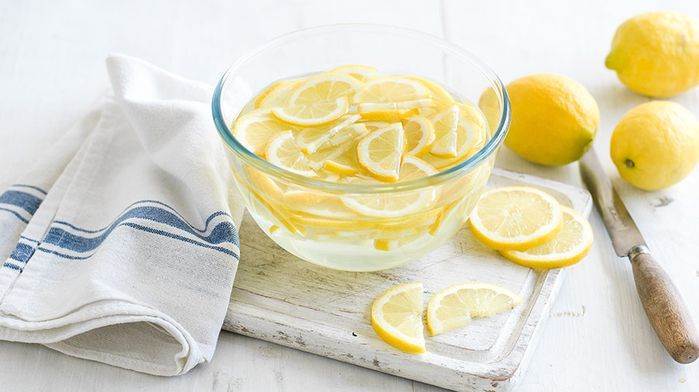 mikrodalga fırını limonla temizlemek