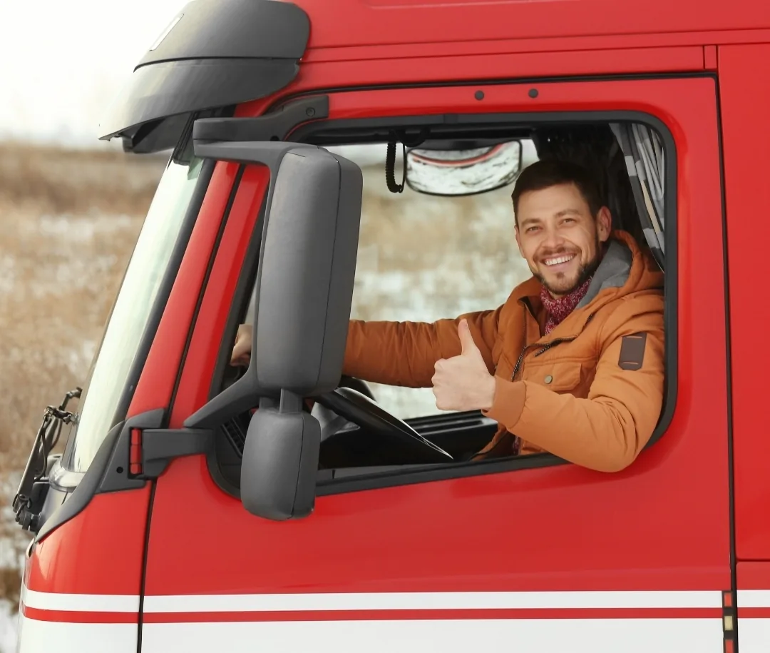 Nakliyat çalışanı ve kamyon