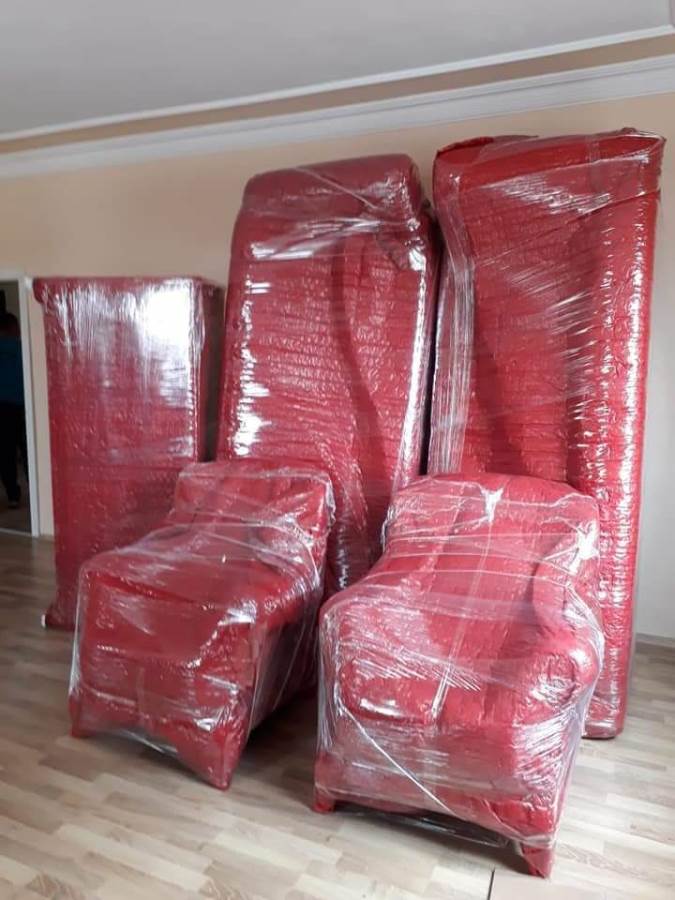 Taşıyıcı nakliyat paketli mobilyalar 3